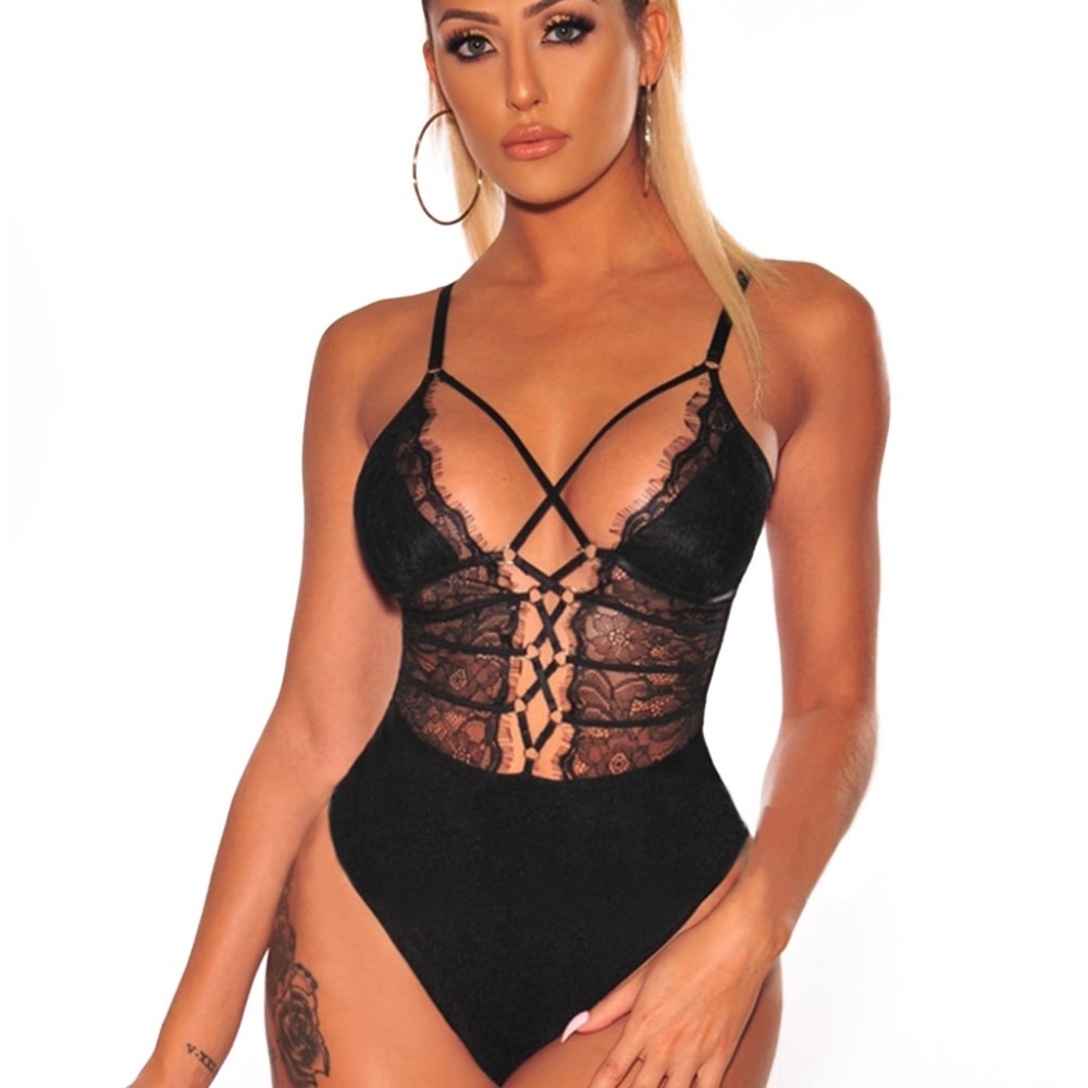 🔥NWT🔥 !!SEXY!!  Lace up Sheer Bodysuit